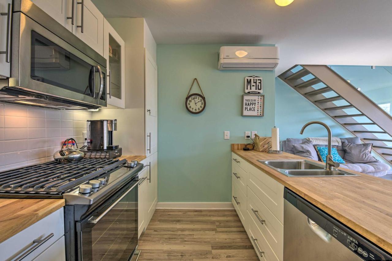 Downtown Saugatuck Condo, Near Oval Beach! Ngoại thất bức ảnh